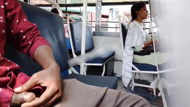 Daring Horny Guy – Flash Dick Inside Public Bus Viral Mms Video
