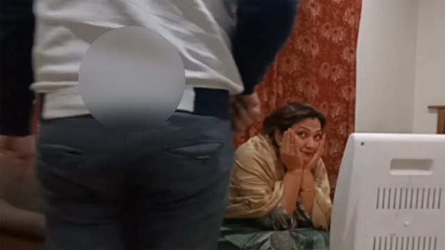 Indian Mature Aunty Affair – Fucking By House Owner